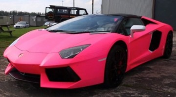 Nje lamborghini roze per Emiljan